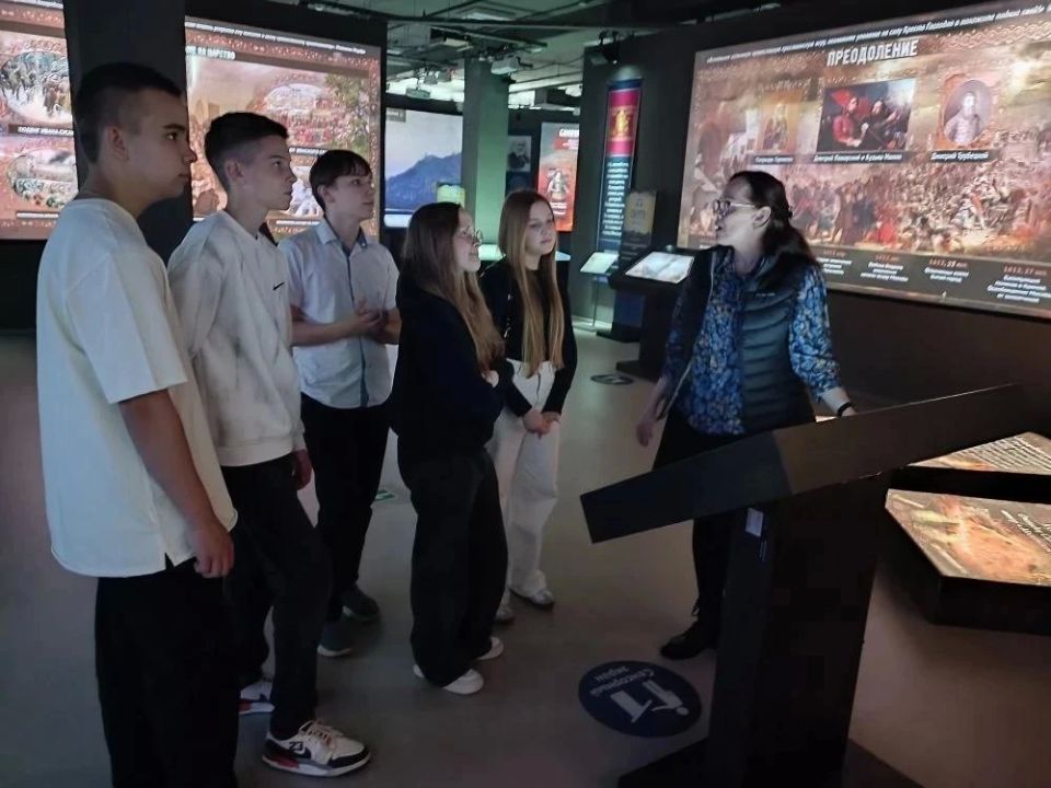 Юные интеллектуалы команды «Цунами» посетили парк «Россия — моя история» Юные интеллектуалы команды «Цунами» посетили парк «Россия — моя история»