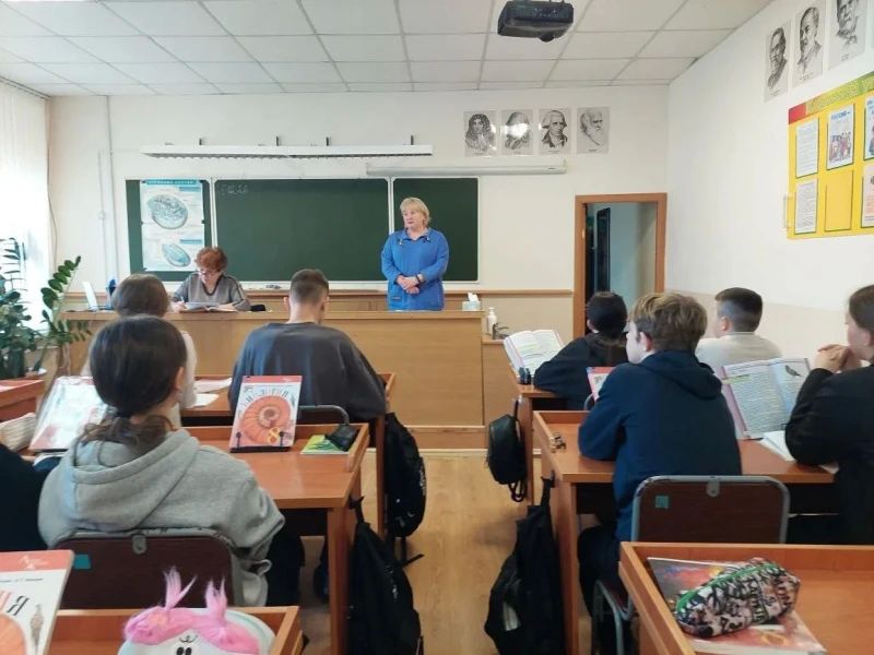В Находке Приморского края сотрудники полиции проводят акцию «Этот мир лучше БЕЗ наркотиков!» В Находке Приморского края сотрудники полиции проводят акцию «Этот мир лучше БЕЗ наркотиков!»