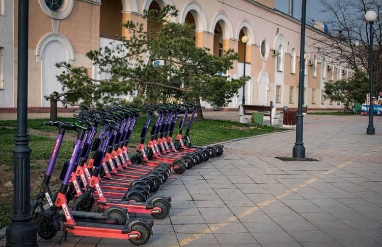 С приходом весны и лета в Приморье увеличилось количество дорожно-транспортных происшествий с участием детей, среди которых всё чаще встречаются случаи с использованием самокатов