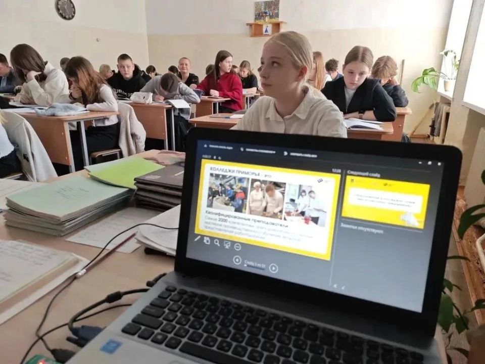 Ученики школ Артёма теперь знают, куда идти учиться после 9 класса Ученики школ Артёма теперь знают, куда идти учиться после 9 класса