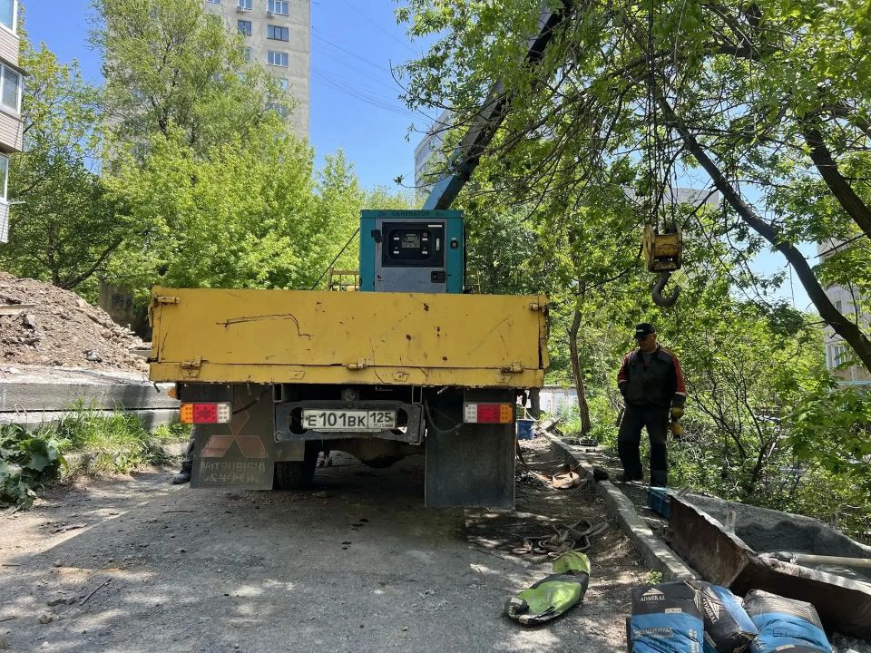 АО «ВПЭС» проводит завершающий этап работ работы по восстановлению тепловой камеры на улице Хабаровская, 6 АО «ВПЭС» проводит завершающий этап работ работы по восстановлению тепловой камеры на улице Хабаровская, 6