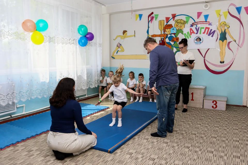 Воспитанники детских садов Находки приняли участие в спартакиаде по программе «Маугли» Воспитанники детских садов Находки приняли участие в спартакиаде по программе «Маугли»