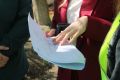 Общественные наблюдатели проверили ход благоустройства сквера на Заводской