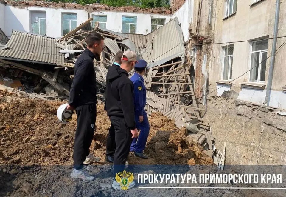 Суд вынес приговор по уголовному делу о нарушении правил безопасности при проведении капитального ремонта школы в г. Артёме Суд вынес приговор по уголовному делу о нарушении правил безопасности при проведении капитального ремонта школы в г. Артёме
