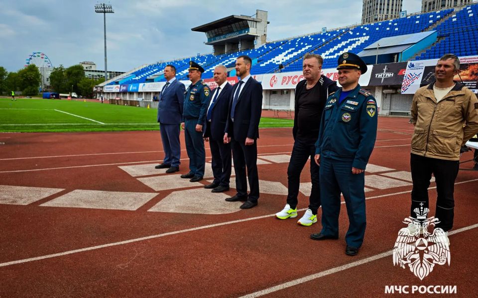 Сотрудники МЧС России оценили профессионализм добровольных пожарных «Транснефти» во Владивостоке