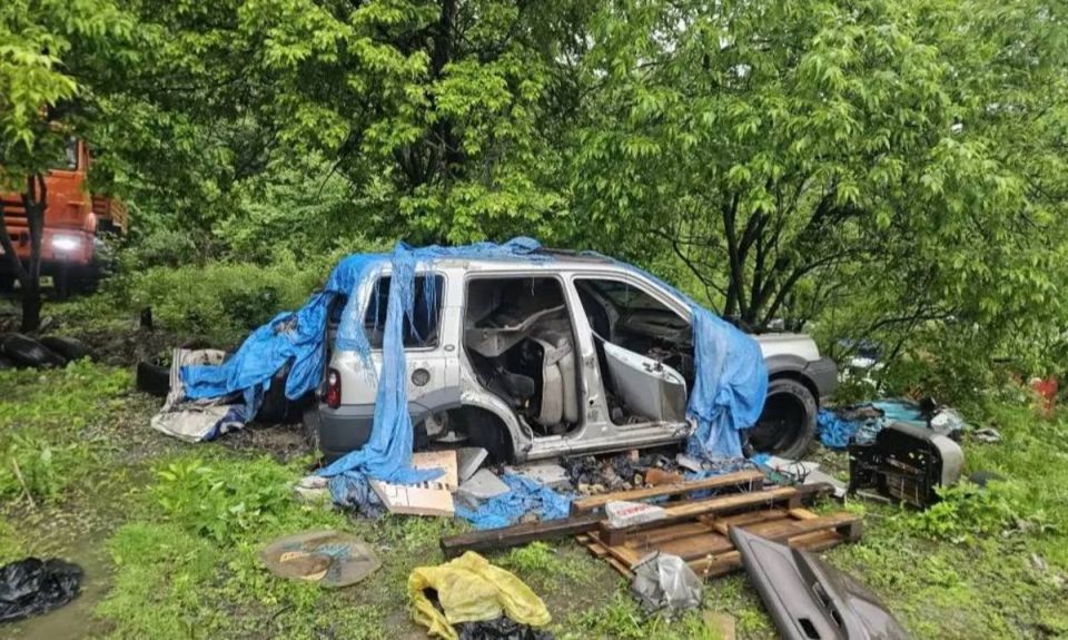 Во Владивостоке ещё 16 брошенных машин отправились на стоянку временного хранения Во Владивостоке ещё 16 брошенных машин отправились на стоянку временного хранения