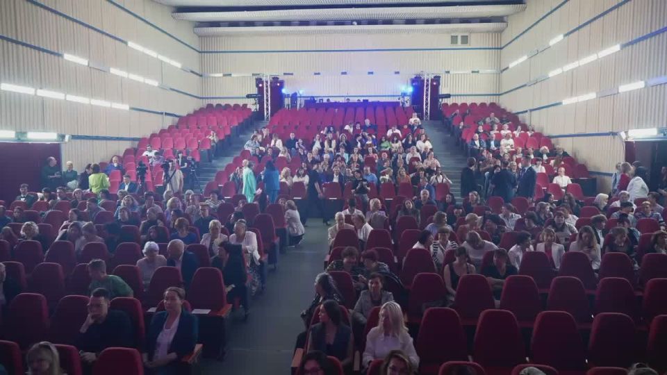 Более полувека на страже здоровья детей: Краевая детская клиническая больница №1 отмечает 55-летний юбилей