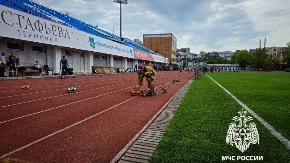 Сотрудники МЧС России оценили профессионализм добровольных пожарных «Транснефти» во Владивостоке Сотрудники МЧС России оценили профессионализм добровольных пожарных «Транснефти» во Владивостоке