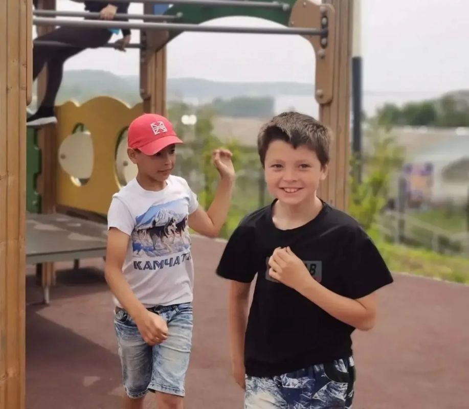 В день защиты детей в Большом Камне открыли парк «Андреевский» В день защиты детей в Большом Камне открыли парк «Андреевский»