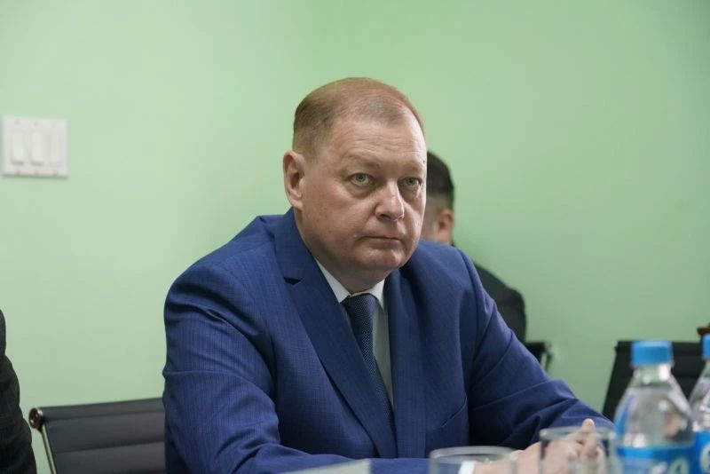 Глава УМВД Приморья провел рабочую встречу с Генконсулом КНР по вопросам сотрудничества в сфере безопасности Глава УМВД Приморья провел рабочую встречу с Генконсулом КНР по вопросам сотрудничества в сфере безопасности