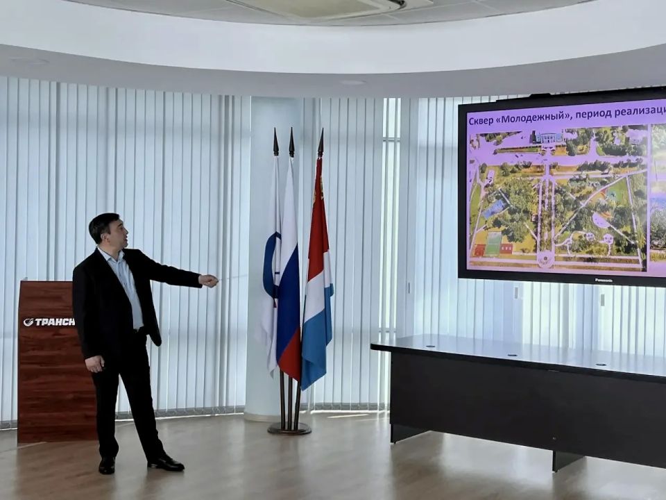 Глава Находкинского городского округа Тимур Магинский провел встречу с трудовым коллективом нефтепорта Козьмино