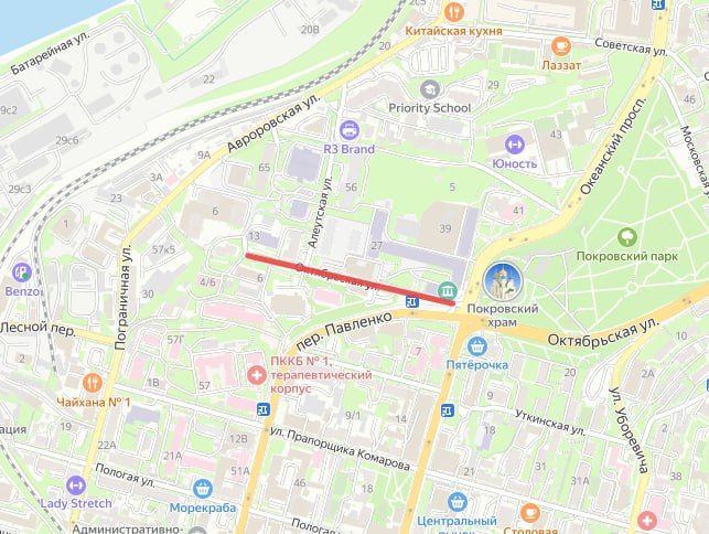 На время тушения проезд по Октябрьской перекрыли На время тушения проезд по Октябрьской перекрыли