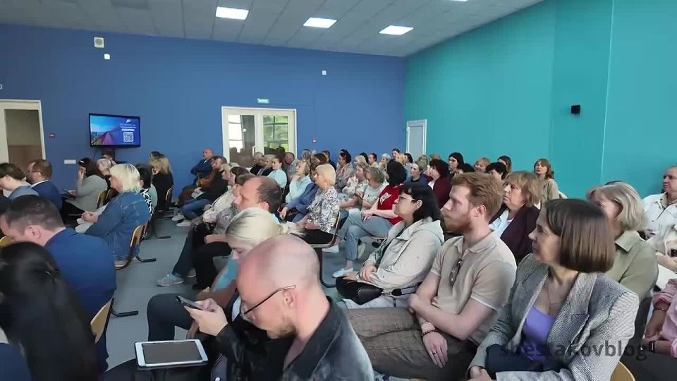 Константин Шестаков: Встретился с жителями Ленинского района вместе с депутатом городской думы Вероникой Сипачёвой