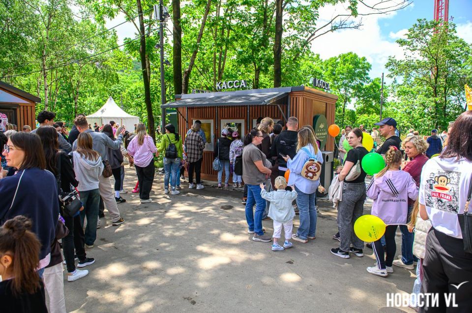 Во Владивостоке открылись несколько обновлённых зон парка Минного городка Во Владивостоке открылись несколько обновлённых зон парка Минного городка