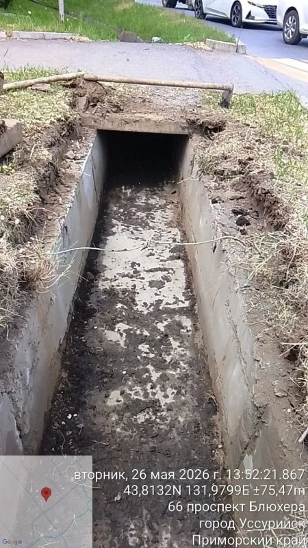 В городе продолжаются плановые работы по прочистке систем ливневой канализации