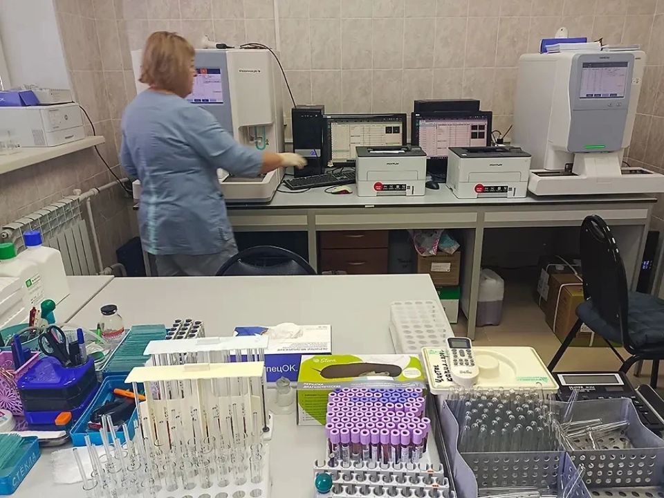 10 000 исследований ежедневно: как работает централизованная лаборатория Находкинской городской больницы 10 000 исследований ежедневно: как работает централизованная лаборатория Находкинской городской больницы