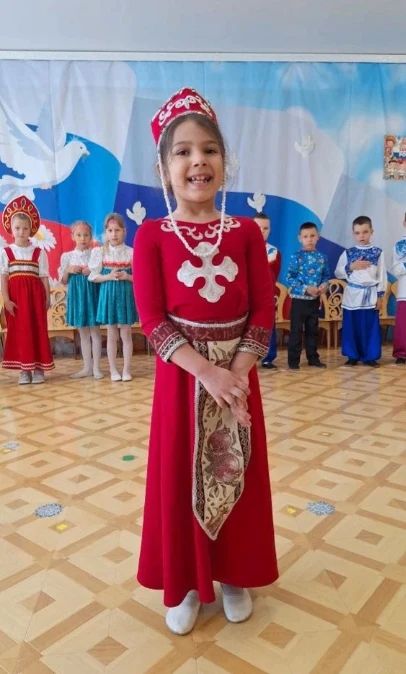 С любовью к России из детства: юные жители Уссурийска готовятся к главному празднику страны С любовью к России из детства: юные жители Уссурийска готовятся к главному празднику страны