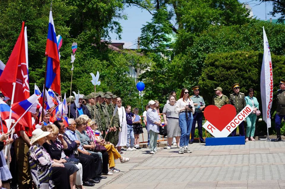 С любовью к Родине – Уссурийск отметил День России С любовью к Родине – Уссурийск отметил День России