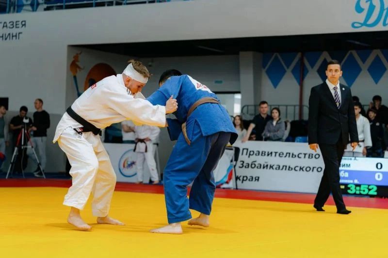 Полицейский из Уссурийска стал бронзовым призером Чемпионата Дальневосточного Федерального округа по дзюдо Полицейский из Уссурийска стал бронзовым призером Чемпионата Дальневосточного Федерального округа по дзюдо