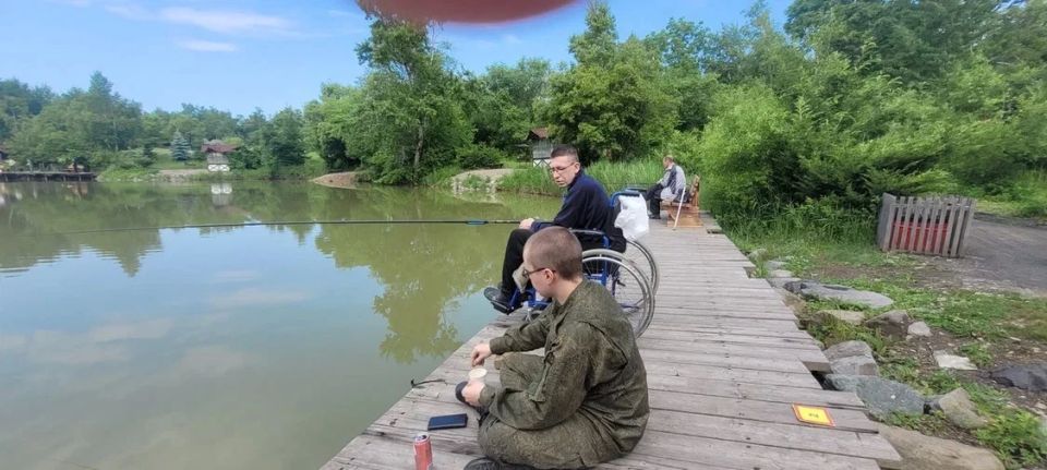 Спорт и единство: в парке «Озера» прошли соревнования «СВОи на рыбалке» Спорт и единство: в парке «Озера» прошли соревнования «СВОи на рыбалке»