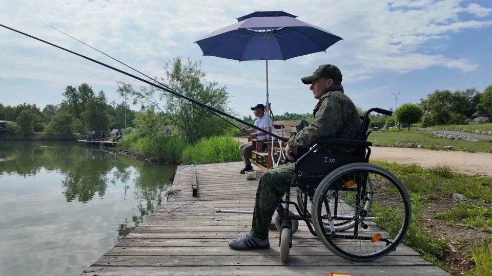 Спорт и единство: в парке «Озера» прошли соревнования «СВОи на рыбалке» Спорт и единство: в парке «Озера» прошли соревнования «СВОи на рыбалке»