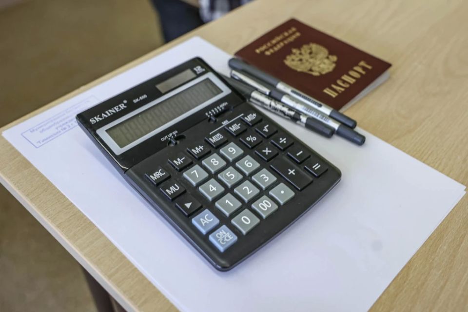 Первые стобалльники ЕГЭ в Приморье
