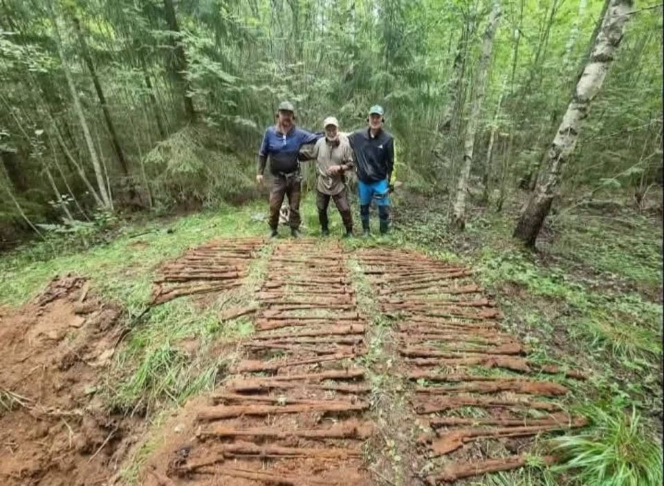 Огромный тайник с оружием времён Второй мировой войны найден в Финляндии с помощью металлоискателей Огромный тайник с оружием времён Второй мировой войны найден в Финляндии с помощью металлоискателей