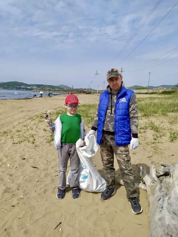 Дом детского творчества поддержал акцию «Вода России» Дом детского творчества поддержал акцию «Вода России»