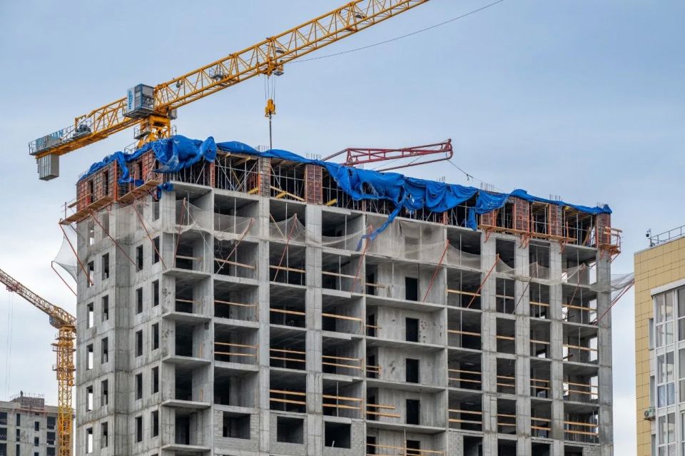 Местные застройщики попали в топ по продажам новостроек Приморья