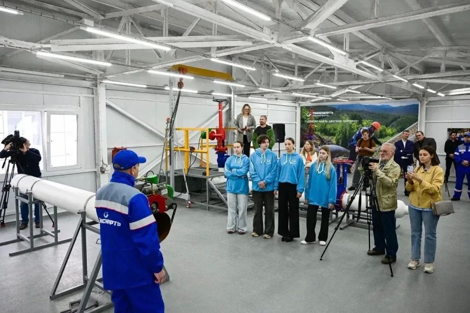 При поддержке «Транснефть – Дальний Восток» в Приморском крае появилось новое учебное пространство для студентов нефтегазового дела При поддержке «Транснефть – Дальний Восток» в Приморском крае появилось новое учебное пространство для студентов нефтегазового дела