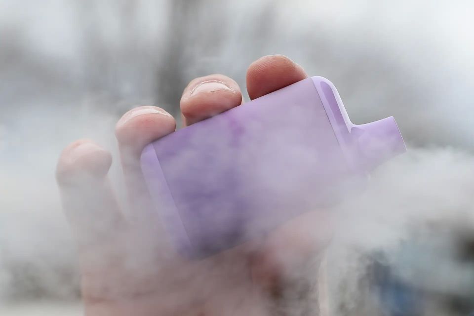 В Приморье вейпинг мог стать причиной смерти 12-летнего подростка