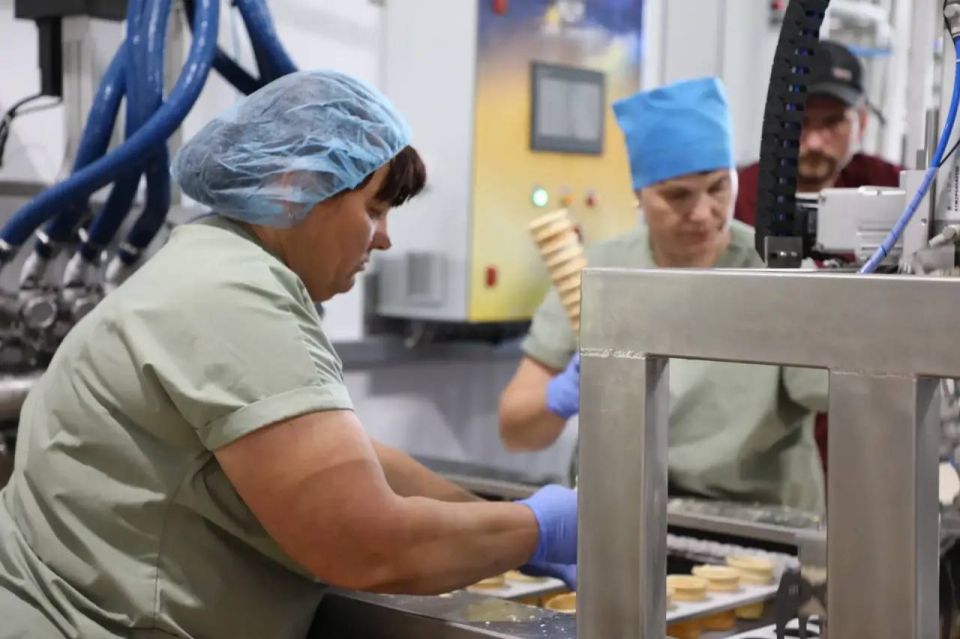 Побывал на предприятии, где делают отличную продукцию - молокозавод «Усадьба» в Чугуевке Побывал на предприятии, где делают отличную продукцию - молокозавод «Усадьба» в Чугуевке