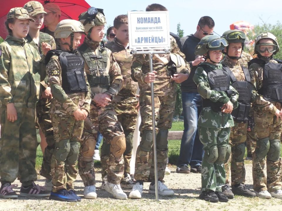 В Уссурийске прошёл военно-патриотический фестиваль "Дети Героев" В Уссурийске прошёл военно-патриотический фестиваль "Дети Героев"