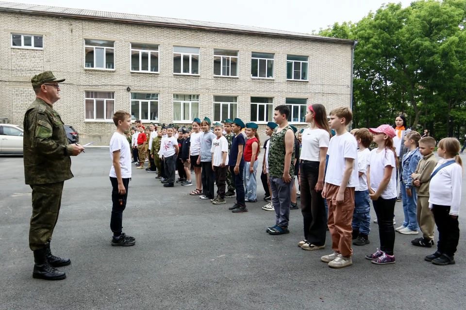 В Находке провели военно-патриотическую игру «Зарница» В Находке провели военно-патриотическую игру «Зарница»