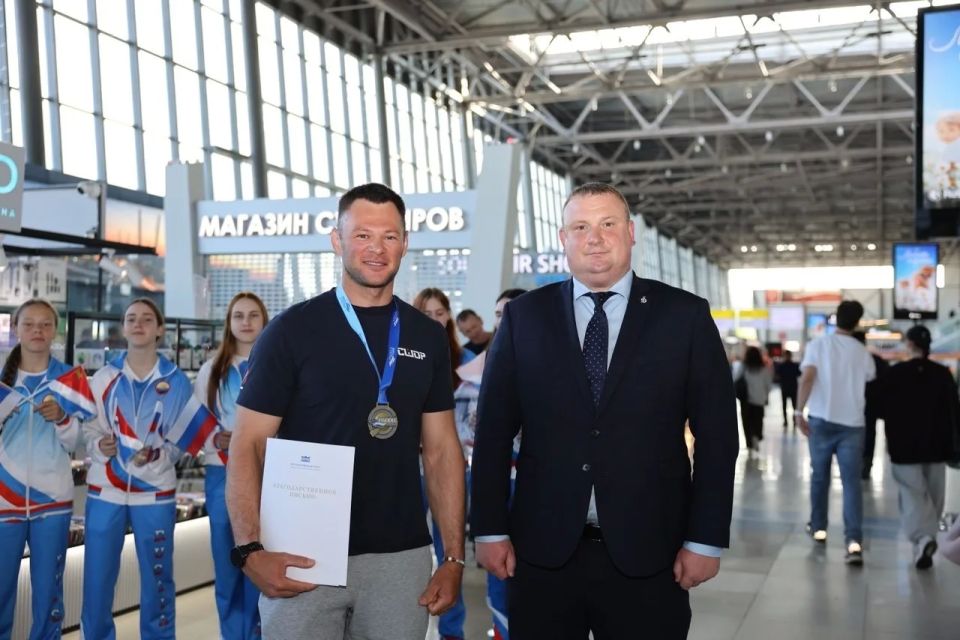Приморье встречает героя! Иван Штыль вернулся домой с золотом чемпионата Европы!