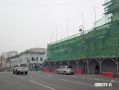 На углу Алеутской и Фокина продолжается демонтаж здания бывшего лицея