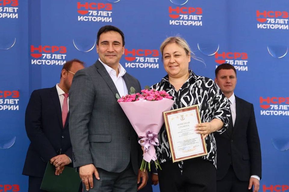 Юбилей Находкинского судоремонтного завода в фоторепортаже Татьяны Невежиной Юбилей Находкинского судоремонтного завода в фоторепортаже Татьяны Невежиной