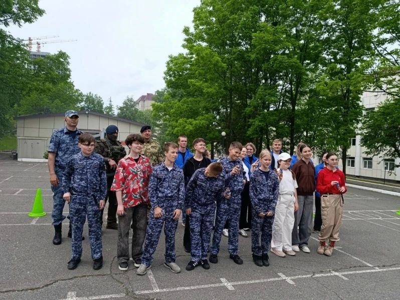 Во Владивостоке ветераны УМВД провели познавательное мероприятие для детей Во Владивостоке ветераны УМВД провели познавательное мероприятие для детей