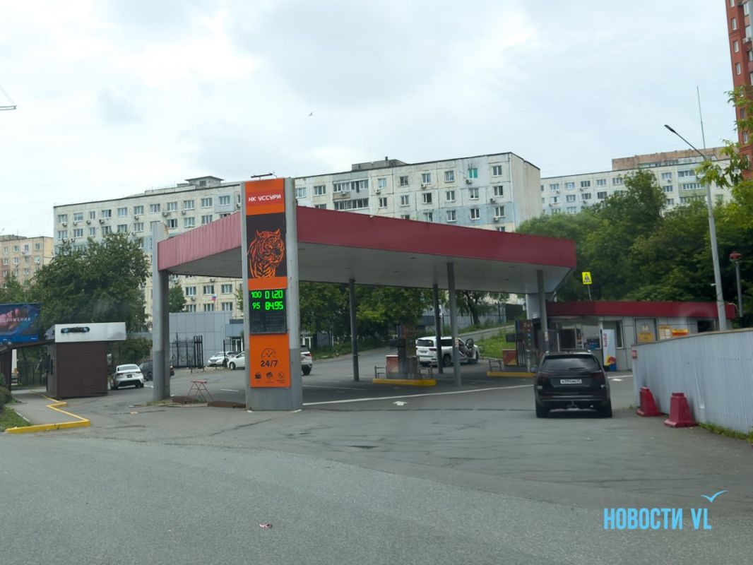 Независимые заправки во Владивостоке начинают вводить ограничения на топливо в канистрах Независимые заправки во Владивостоке начинают вводить ограничения на топливо в канистрах