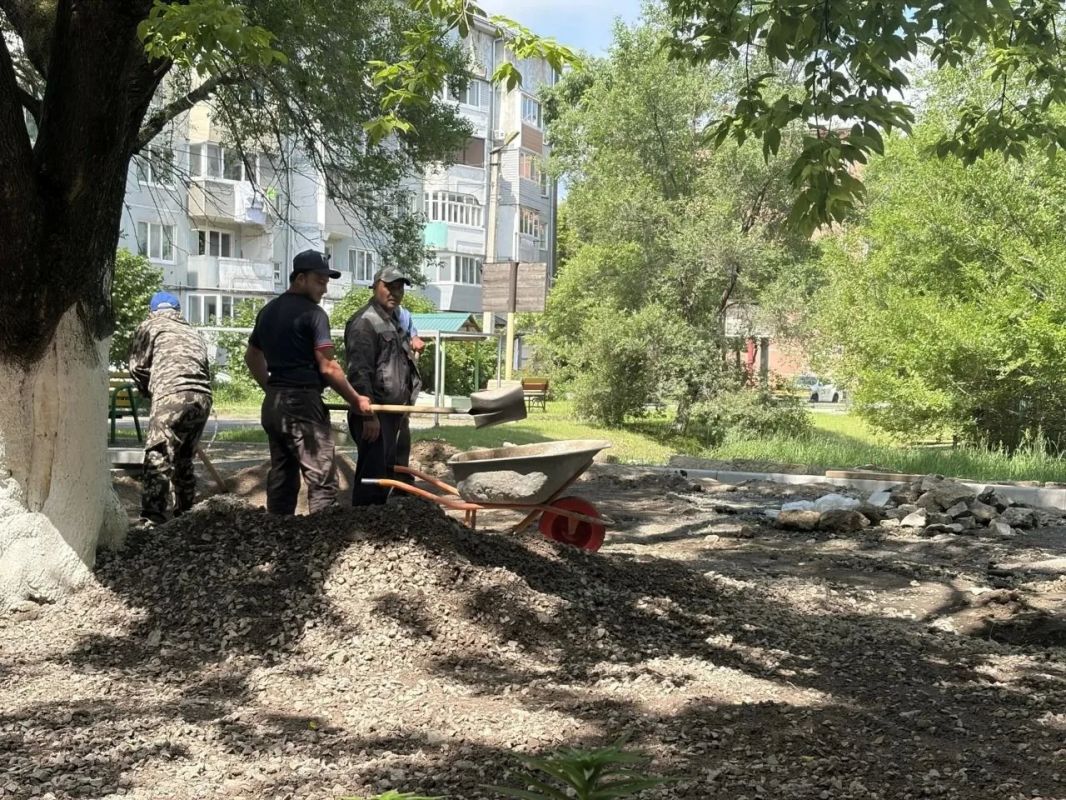 ТОС «Промышленник» приступил к обустройству сквера ТОС «Промышленник» приступил к обустройству сквера
