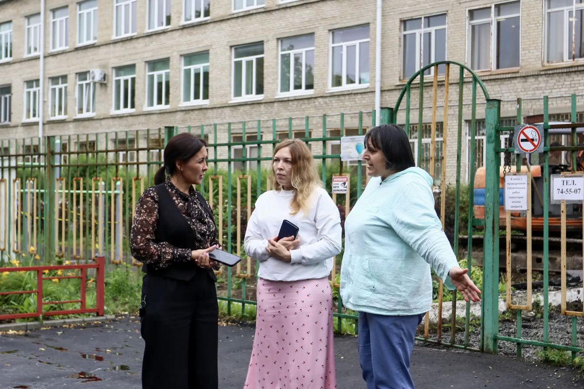 В Находке завершается благоустройство «Дороги к знаниям» В Находке завершается благоустройство «Дороги к знаниям»