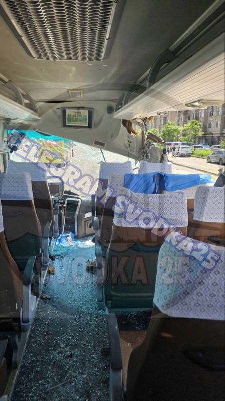 В понедельник на территории китайского города Хуньчунь произошло серьезное дорожно-транспортное происшествие с участием туристического автобуса, следовавшего по маршруту в направлении Янцзы В понедельник на территории китайского города Хуньчунь произошло серьезное дорожно-транспортное происшествие с участием туристического автобуса, следовавшего по маршруту в направлении Янцзы
