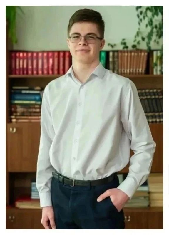 Школьник из Приморья сдал ЕГЭ на самые высокие баллы