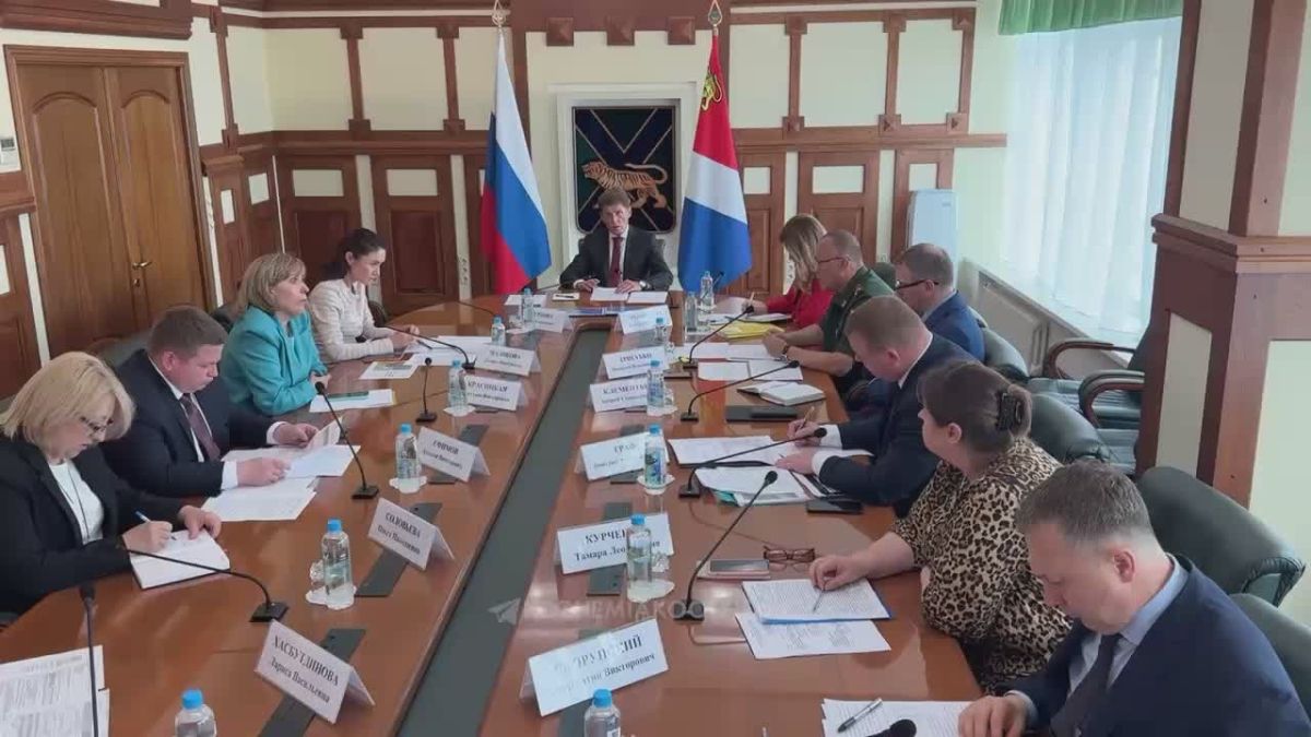 Олег Кожемяко: Социальные координаторы приморского филиала фонда «Защитники отечества» должны сопровождать каждого участника СВО, вернувшегося домой