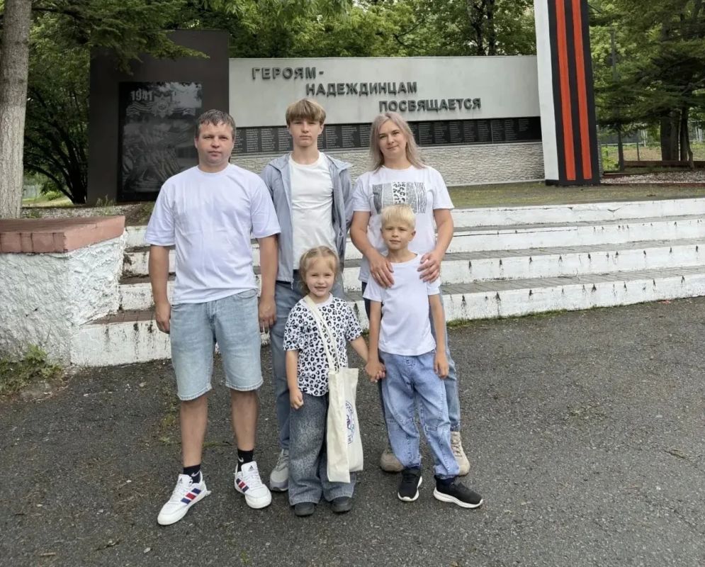 Семья из Надеждинского муниципального округа стала амбассадором «Уссурийских семейных игр» Семья из Надеждинского муниципального округа стала амбассадором «Уссурийских семейных игр»