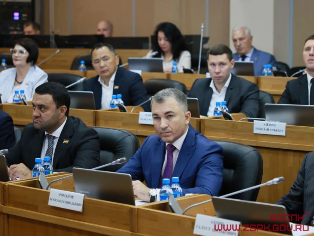 За вклад в молодежную политику Приморья учредят новый знак отличия