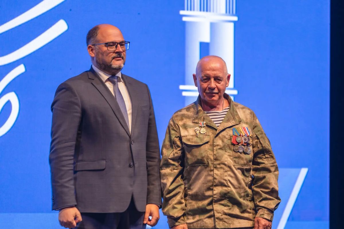 Константин Шестаков: В Приморской филармонии прошло традиционное торжественное собрание, приуроченное к 166-й годовщине основания Владивостока Константин Шестаков: В Приморской филармонии прошло традиционное торжественное собрание, приуроченное к 166-й годовщине основания Владивостока