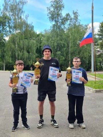 Скоростной прорыв в судомодельном спорте: Приморцы сломали стереотипы в Брянске Скоростной прорыв в судомодельном спорте: Приморцы сломали стереотипы в Брянске