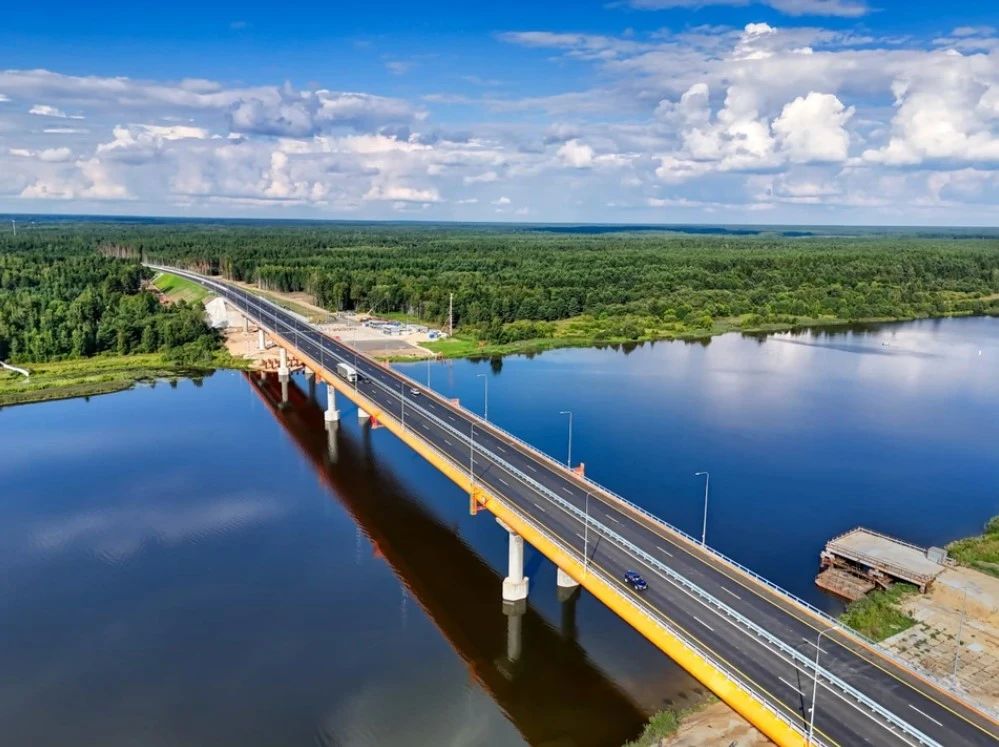 Как откроем движение по скоростной дороге Москва - Санкт-Петербург, "Комсомолку" возьмем в опытный состав Как откроем движение по скоростной дороге Москва - Санкт-Петербург, "Комсомолку" возьмем в опытный состав