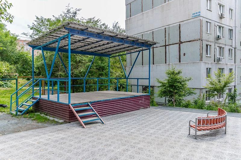 «Мечты сбываются». ТОС «Наша Змеинка» организовал праздник в благоустроенном дворе «Мечты сбываются». ТОС «Наша Змеинка» организовал праздник в благоустроенном дворе